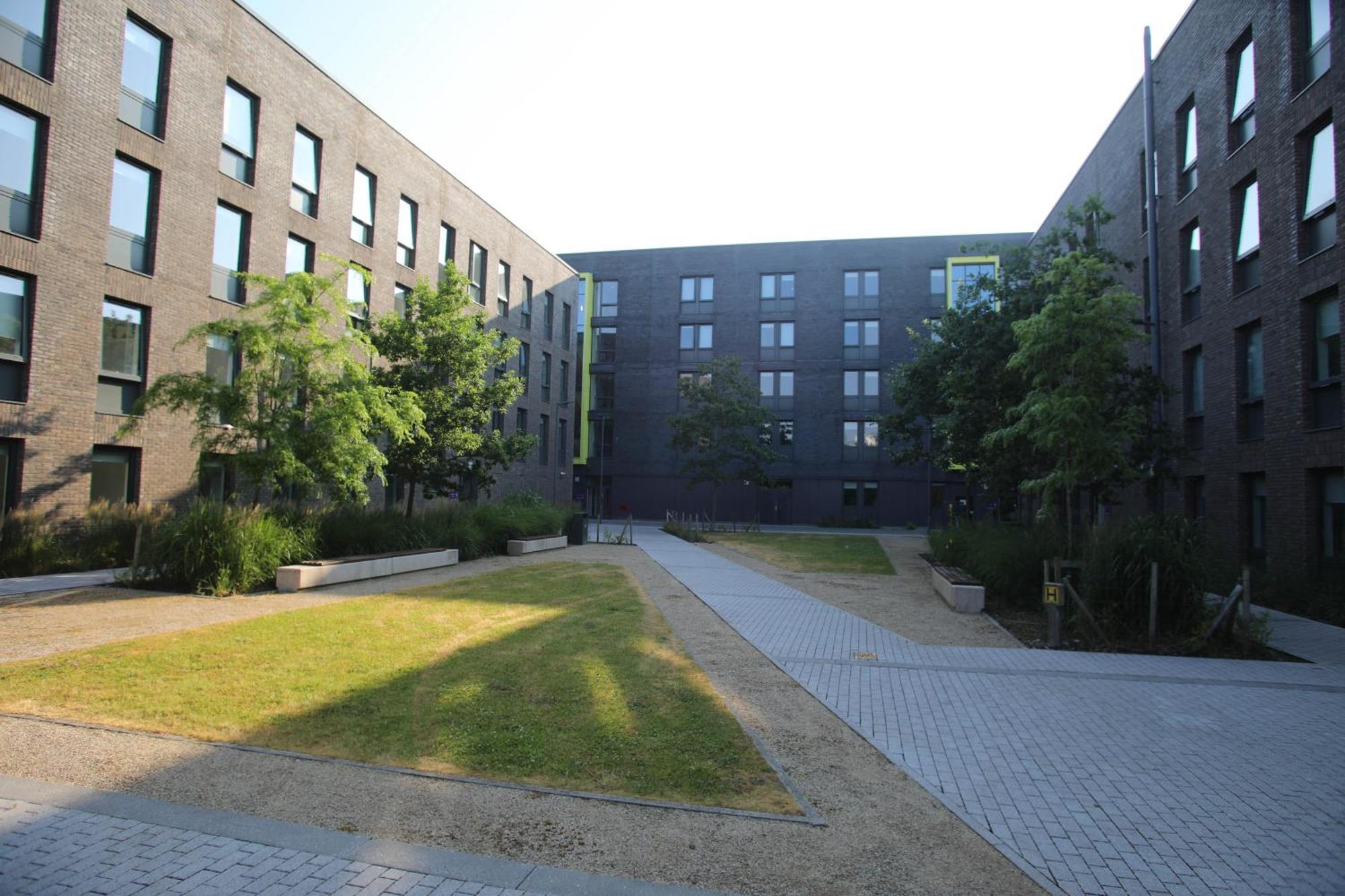 Goldcrest Village Apartments University Of Galway Exterior foto